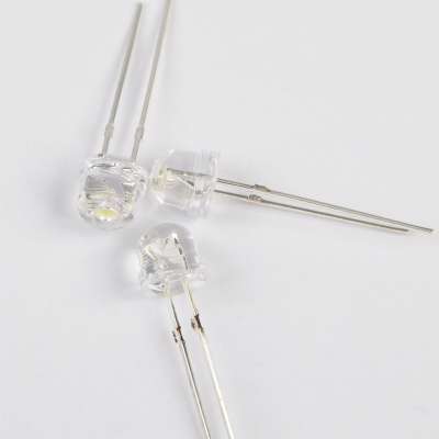 Straw Hat LED Diode Ultra Bright LED 5mm White Light Emitting Diode Super Bright 1200-1400mcd Highlight LED Diode 5mm